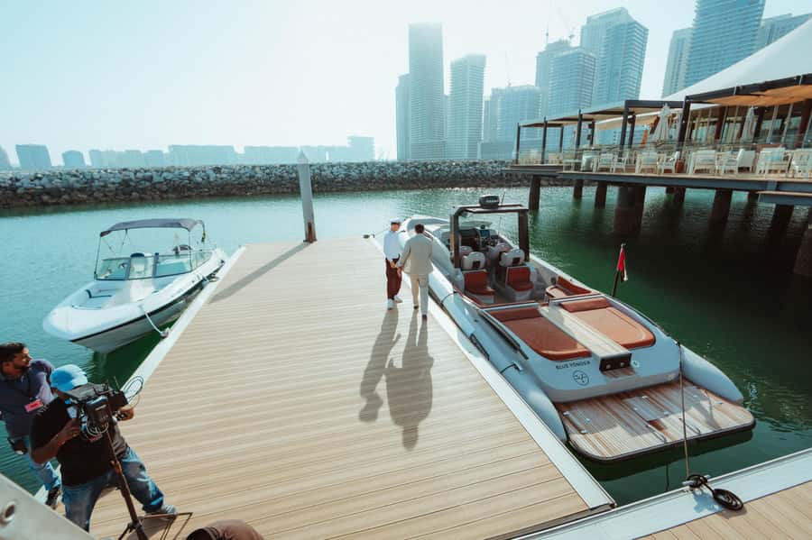 Dubai : Private Yacht Tour with Swimming at Palm Jumeirah - Cruising past Dubai’s headline sights