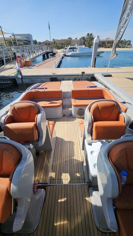 Dubai : Private Yacht Tour with Swimming at Palm Jumeirah - Timing, comfort, and practical limits