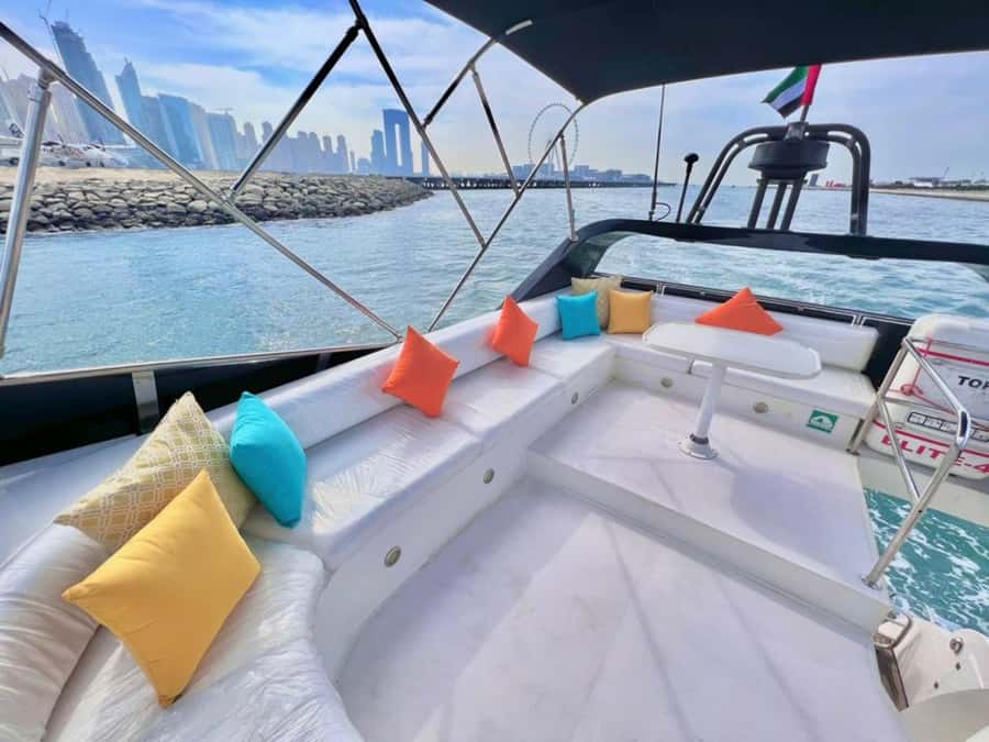 Dubai:Private Yacht with and Burj Al Arab Sightseeing. - The crew and the private-group advantage