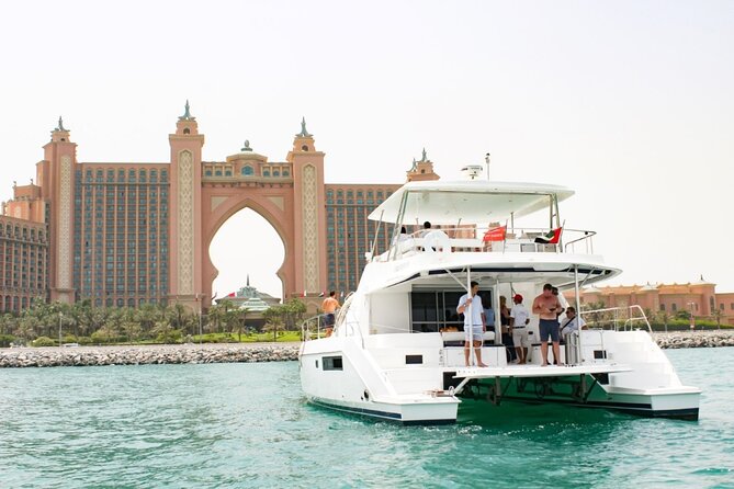 Dubai Sky Walker Sharing Yacht Tour with Live BBQ and Drinks - Who will enjoy this yacht cruise most