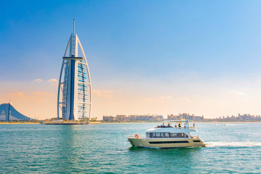 Dubai Waves & Dunes: Luxury Yacht Cruise w/ Red Dunes Safari - Choosing between the one-hour and two-hour yacht