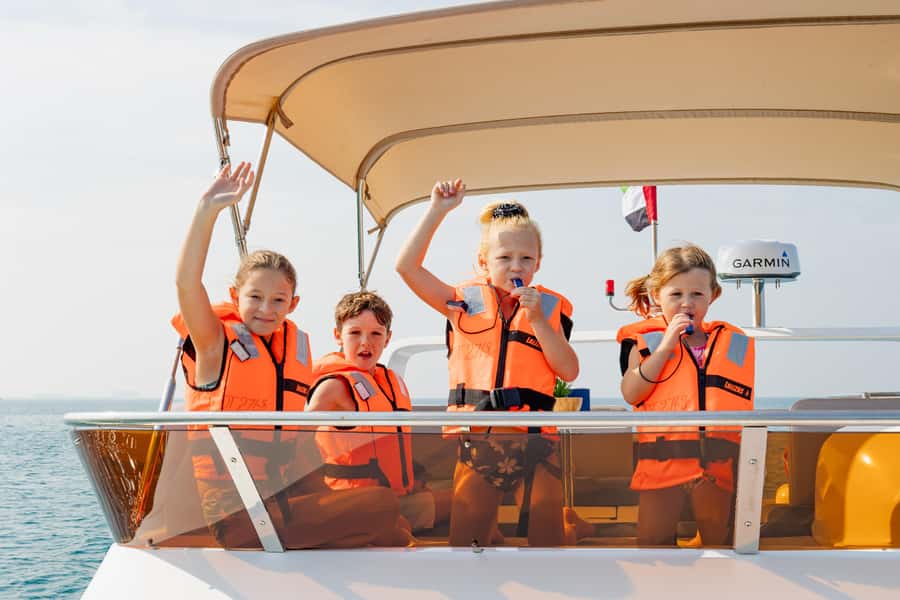 Dubai: Yacht Cruise with Swimming, Snorkeling and BBQ Lunch - Value at $87 per person