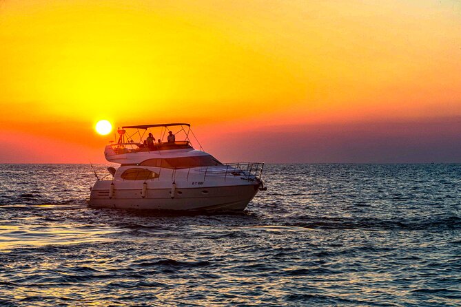 Dubai Yacht Rental - Book 58 ft Private Yacht up to 28 persons - Choosing between two, three, and four hours