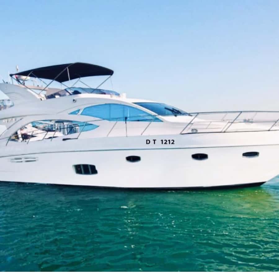Dubai:Yacht Sightseeing with 30mins Jet-ski on Ain Dubai - Starting beside Dubai Marina’s canal