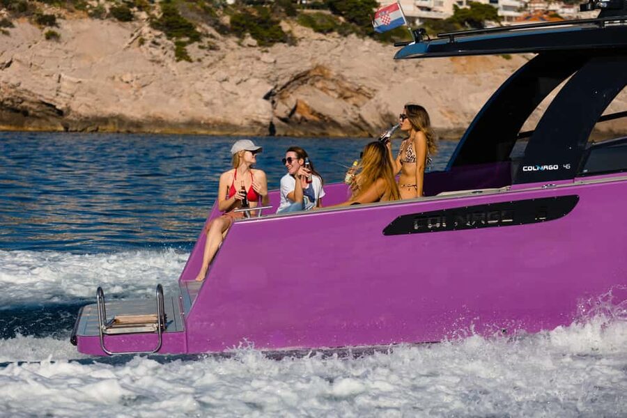 Dubrovnik: Private Luxury Yacht Tour to the Elaphite Islands - Koločep and the Blue Cave