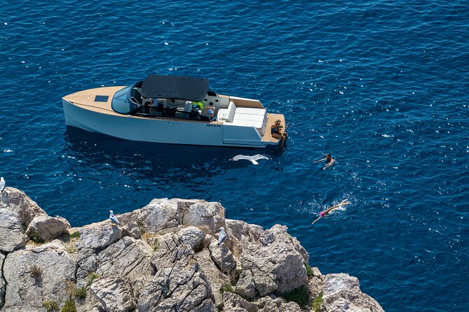 Dubrovnik to Elaphiti: Yacht Escape in Style - Who will get the most from this experience