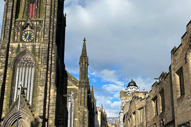 Edinburgh Shore Excursion: City Tour and Royal Yacht Britannia - Guides make the difference