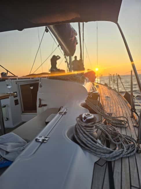 Elegant Sunset cruise under sails,large yacht,full comfort - A skipper who knows when to talk