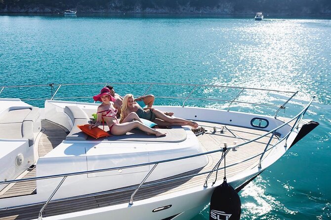 Exclusive Bosphorus Cruise - Luxury Yacht Experience in Istanbul - Rumelihisarı and the northern bridges