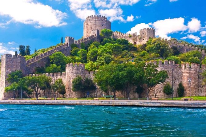 Exclusive Luxury Yacht Bosphorus Sightseeing Cruise in Istanbul - Bebek and Rumeli Fortress