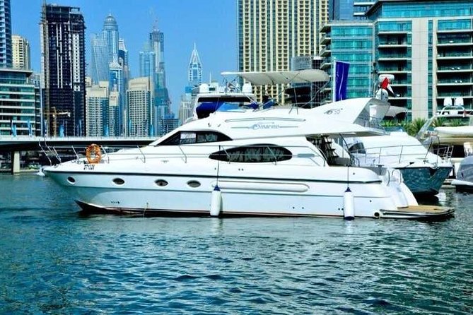 Exclusive Luxury Yacht Ride - Two hours between Burj Al Arab and Palm Jumeirah