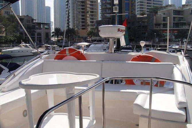 Exclusive Yacht with Private Transfer - Leaving from Dubai Marina