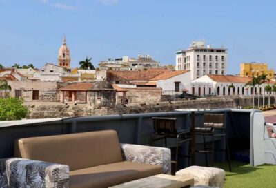 Exotic Yacht – Tour through the bay of Cartagena