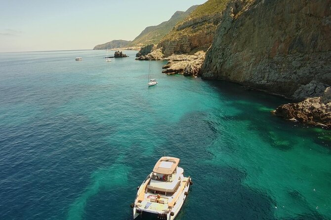 Favignana Egadi Islands Luxury Catamaran Tour with Lunch - Cala Rossa and the Bue Marino Coast