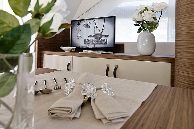 Fjordcruise in a Luxury Yacht Arctic Queen - A route for curious, flexible visitors