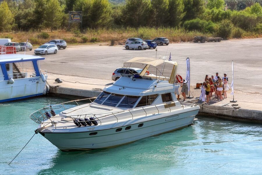 From Corfu: Luxury Yacht Cruise to Paxos and Antipaxos - Key points to know before booking