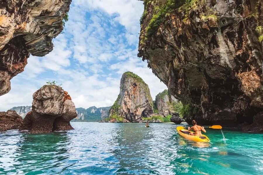 From Hanoi: Ha Long Bay 1 Day Tour With A Luxury Cruise - What the $42 price really buys you