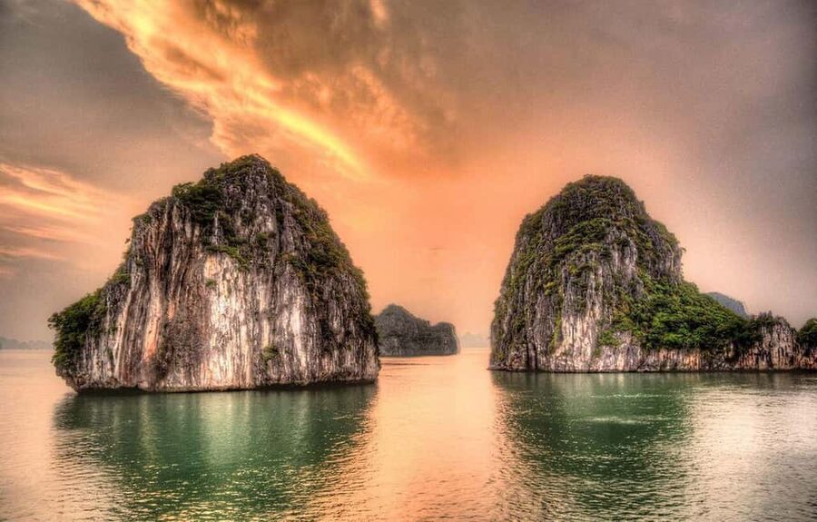 From Hanoi: Ha Long Bay 1 Day Tour With A Luxury Cruise - Who should choose this day cruise