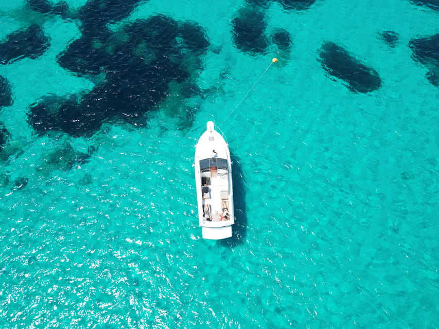From Palau/La Maddalena: All inclusive Yacht Tour - Who should book this yacht tour
