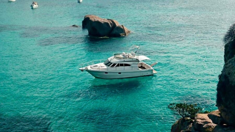 From Palau: La Maddalena Archipelago Yacht Tour with Lunch - Should you book the La Maddalena yacht tour?