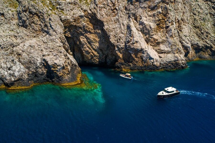 From Split: Blue Cave and Hvar Guided Tour by Luxury Boat - What the $187 price really covers