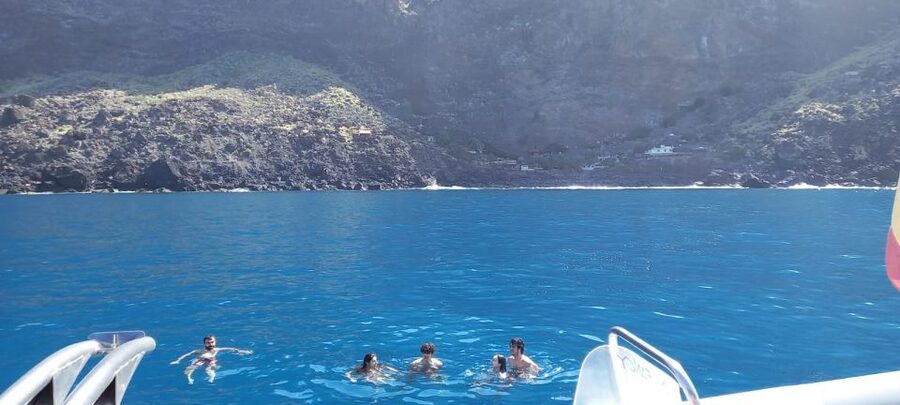 From Tazacorte: Discover the Northwest Coast by Speedy Yacht - La Cueva Bonita and La Cueva Colorada