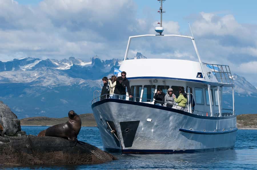 From Ushuaia: Beagle Channel Yacht Sailing Tour - Passing the Les Eclaireurs lighthouse