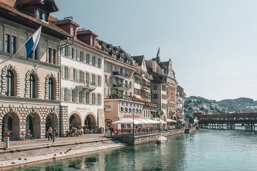 From Zurich: Day Trip to Lucerne with Optional Yacht Cruise - Should you book this Lucerne day trip?