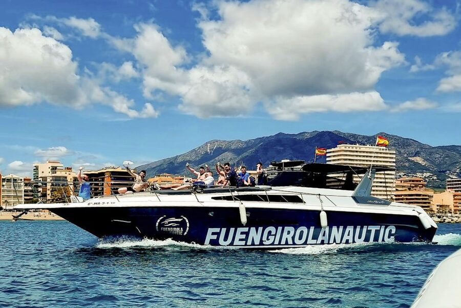 Fuengirola: Dolphin Watching by Yacht with Snacks and Drinks - The swim stop and yacht comforts
