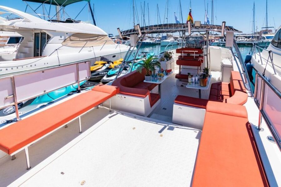 Fuengirola: Fantastic Dolphin Watching Yacht Tour with Drink - A closer look at the boat experience