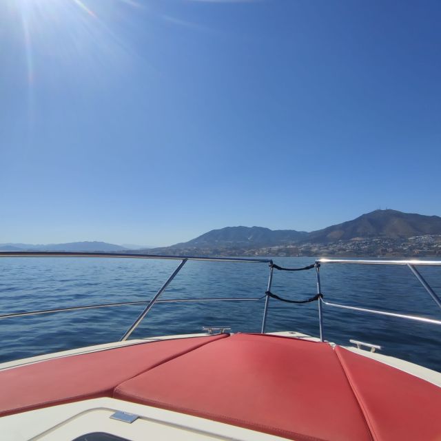 Fuengirola: Fantastic Dolphin Watching Yacht Tour with Drink - Searching the Costa del Sol for dolphins