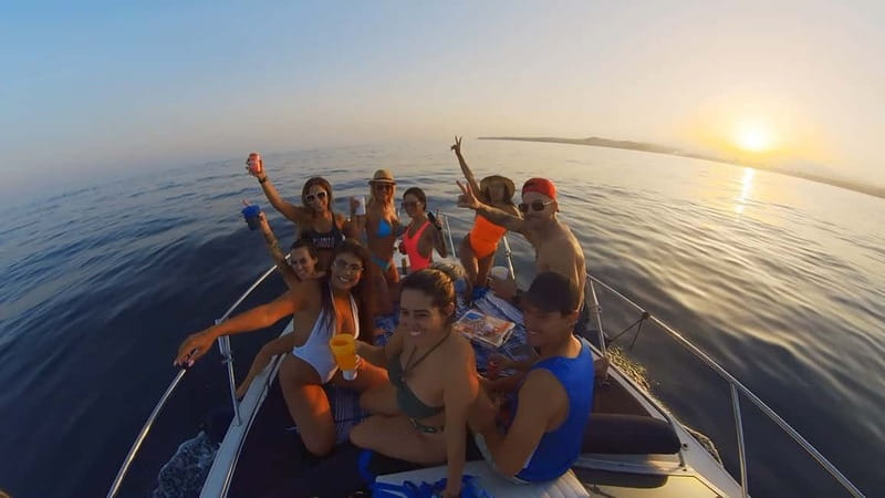 Fuengirola: Magical Sunset Yacht Tour - What you get onboard