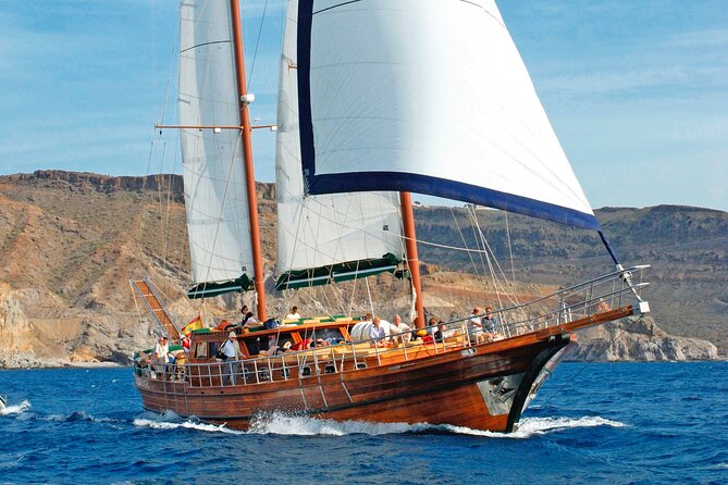 Fuerteventura: Aphrodite Exclusive Gulet with Food and Drinks - Booking details that matter