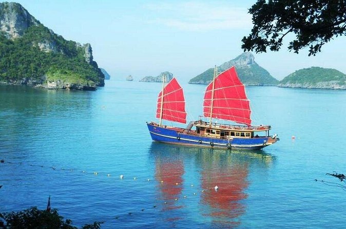 Full-Day Cruise to Angthong Marine Park by famous "The Red Baron" - A host who keeps the day moving