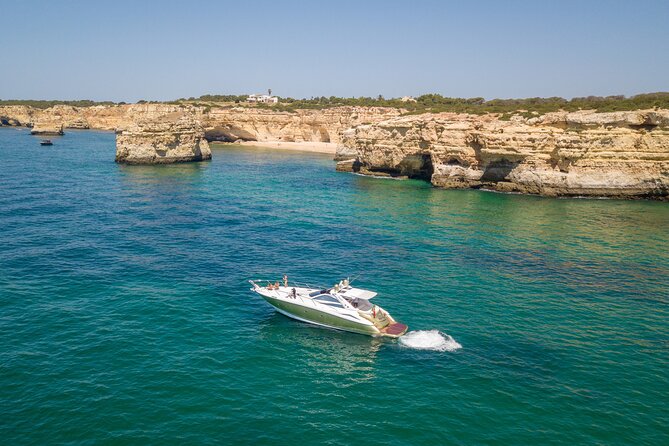 Full-Day Private Cruise in the Algarve Coast by Luxury Yacht - What is included on the yacht
