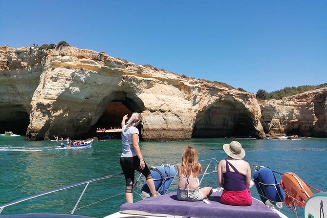 Full day private yacht from lagos with drinks, tapas, paddle boards and kayak - Choosing between Benagil, Portimão, and Sagres