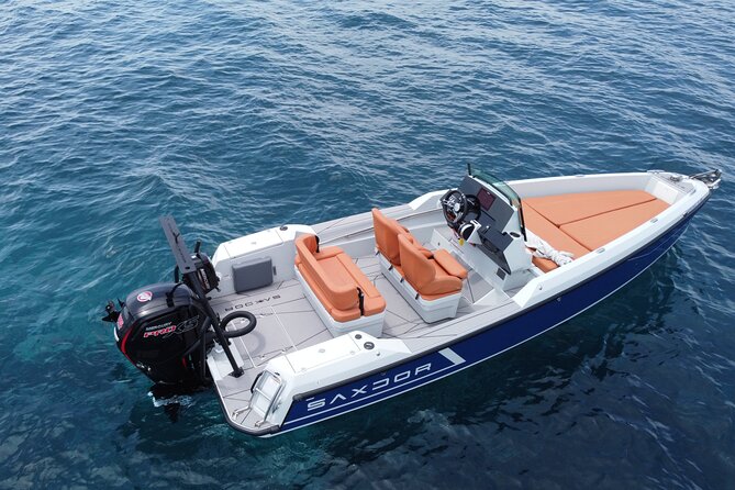 Full Day Rental in Santorini with Saxdor Luxury Boat - Starting at Vlichada for a full day at sea