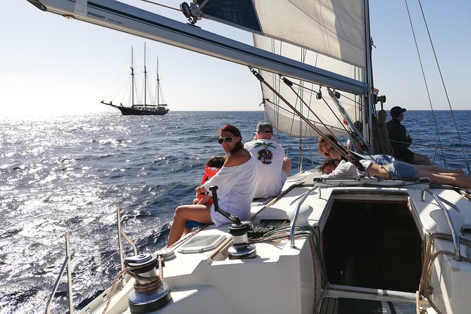 Full day Sailing yacht - Beautiful day on the Atlantic Ocean - What the small group changes