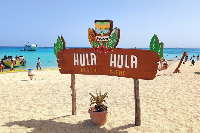 Full day trip by Luxury boat and Hula Hula Island - Key points at a glance