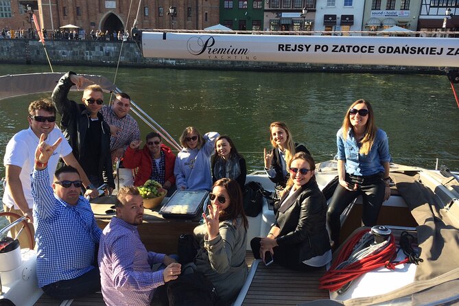 Gdańsk: Motlawa and Port yacht cruise with Welcome Drink - Why Gdańsk looks different from the water