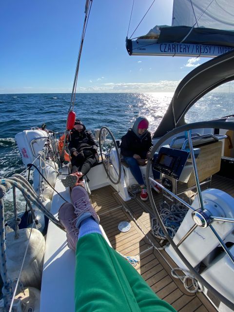 Gdańsk: Motlawa and Port yacht cruise with Welcome Drink - Prosecco in warm months, mulled wine in winter