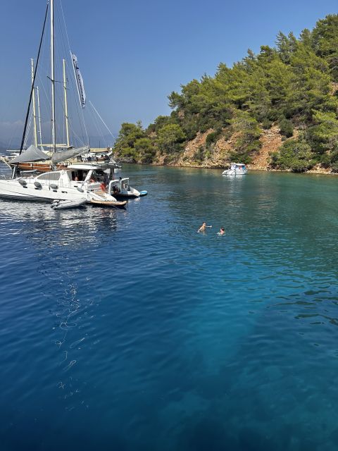 Gocek: Yacht Trip and 12 Island Full-Day Tour with Lunch - A full day among Gocek’s 12 islands