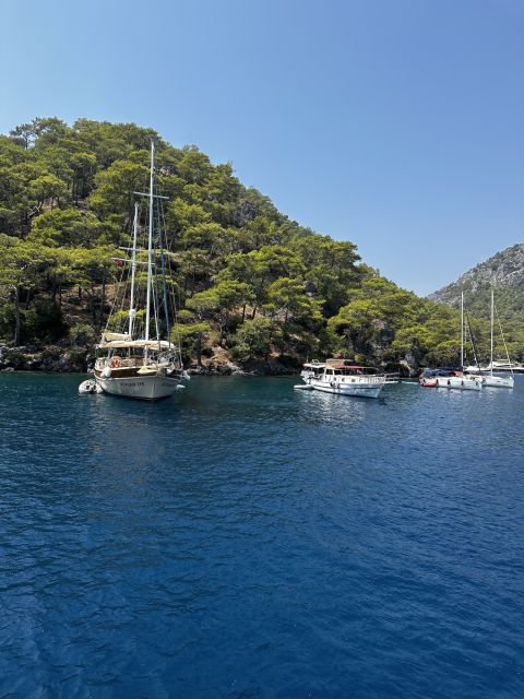 Gocek: Yacht Trip and 12 Island Full-Day Tour with Lunch - Yassica Islands suit families and shallow-water swimmers