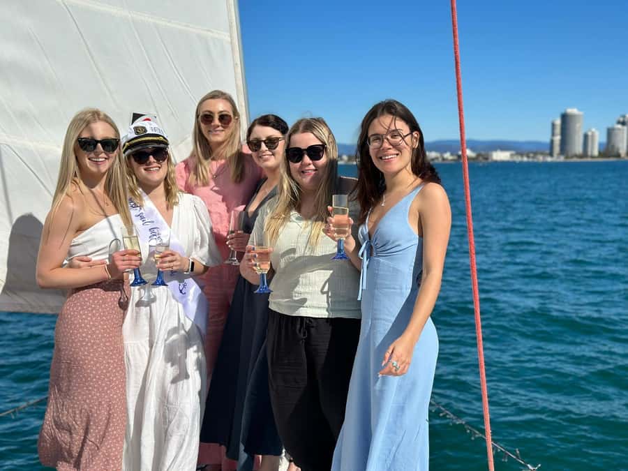 Gold Coast Private Lunch Sailing Charter for up to 10 guests - A crew that keeps the mood easy