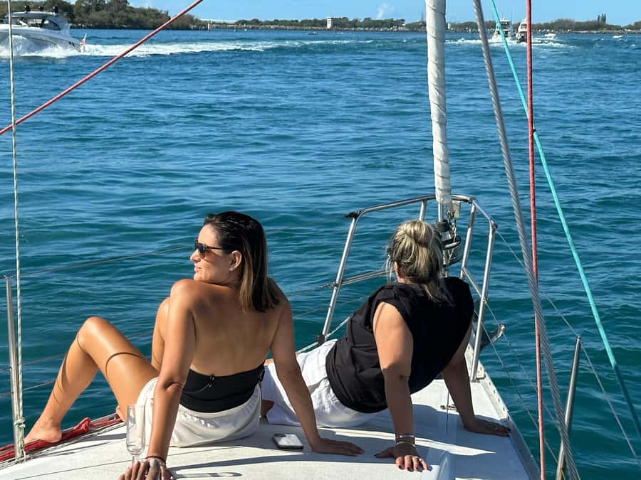 Gold Coast Private Lunch Sailing Charter for up to 10 guests - Why two hours can be enough