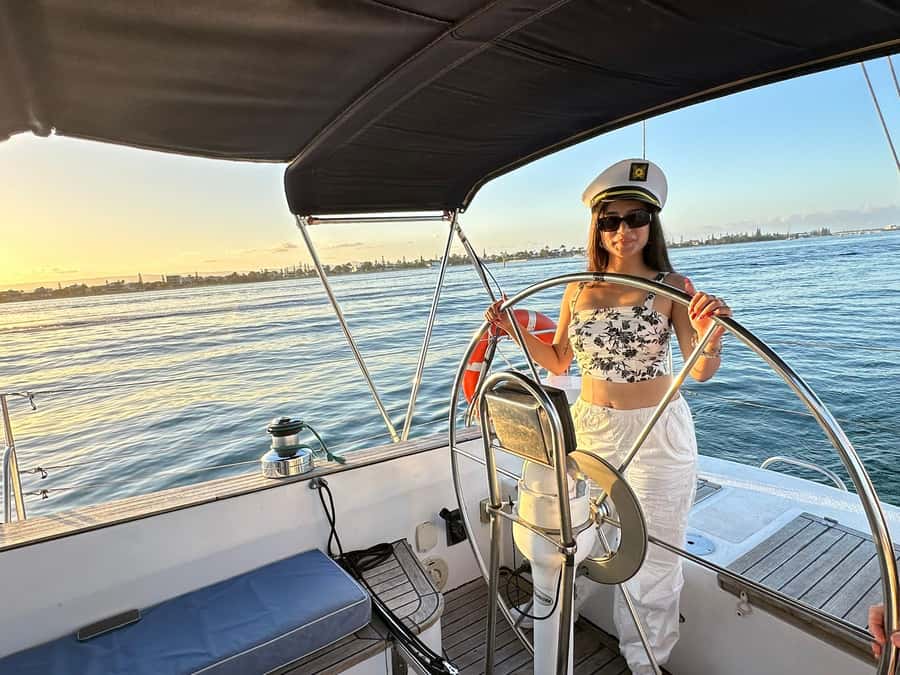 Gold Coast Private Sunset Sailing Charter w/ dinner & drinks - Sparkling wine, beer, and soft drinks