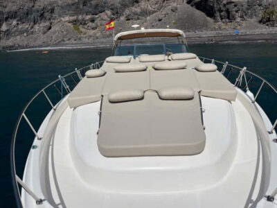 Gran Canaria: Shared yacht trip with drinks, lunch, and snorkeling