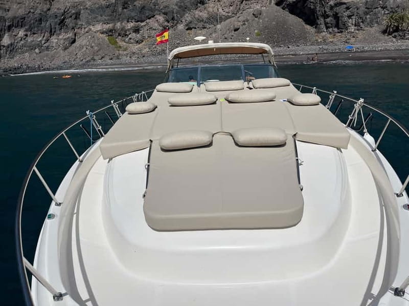 Gran Canaria: Shared yacht trip with drinks, lunch, and snorkeling - The Mogán coast and the Perchel cove stop