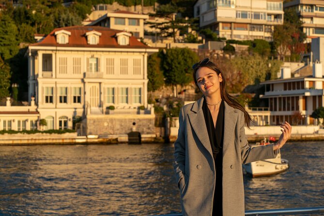 Guided Bosphorus Afternoon Cruise on Yacht - Dolmabahçe Palace and the European shore