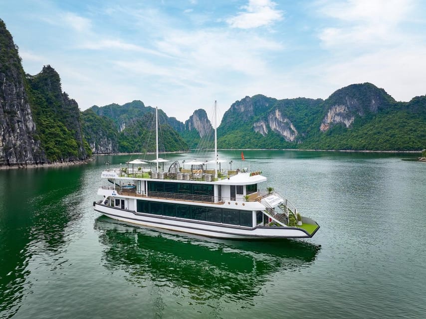 Ha Noi - Ha Long Bay 1 Day/ Luxury Boat/ Buffet Lunch/ Party - Key points to know before booking